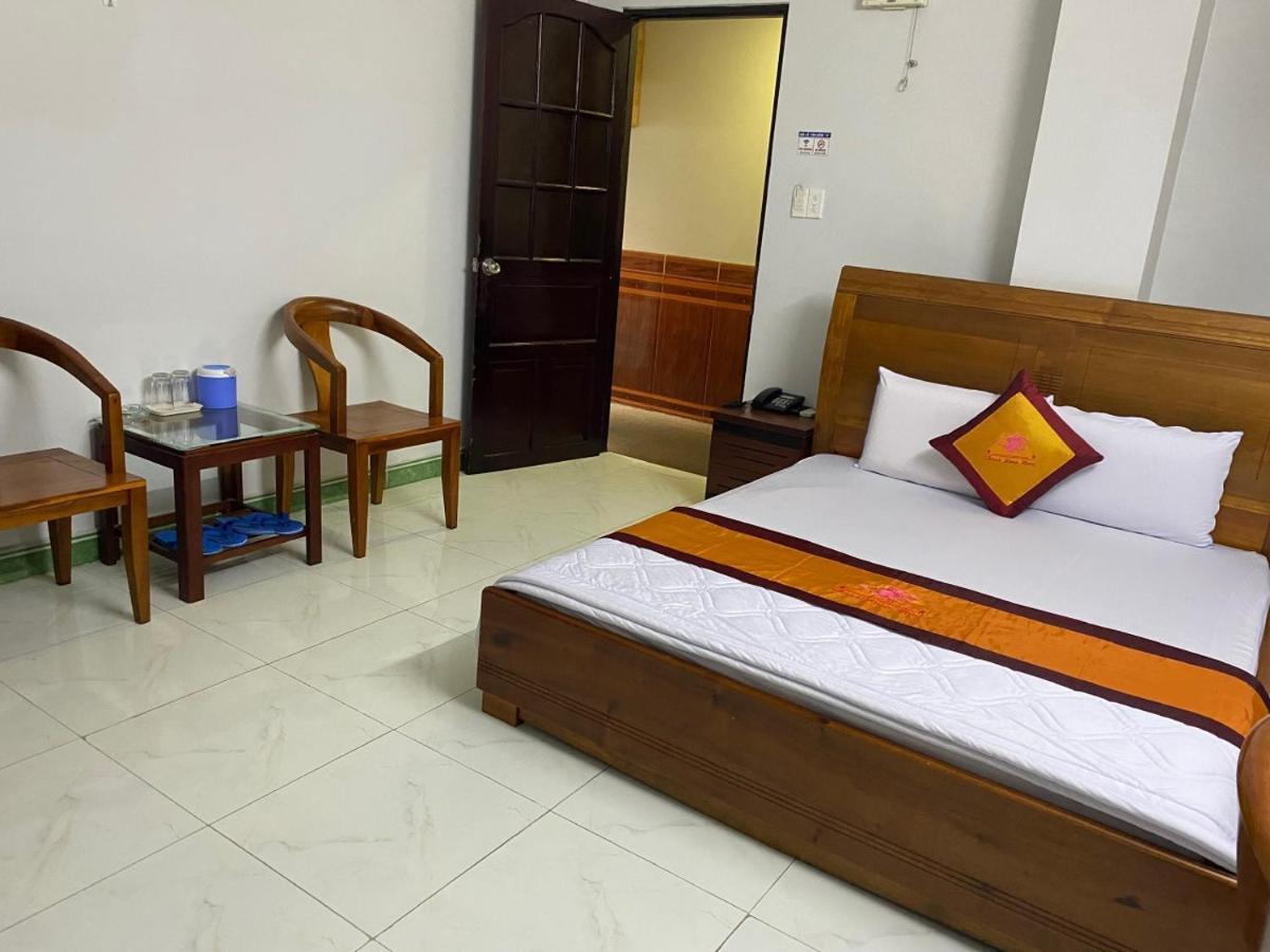 Khach San Thanh Hong Hô Chi Minh-Ville Extérieur photo