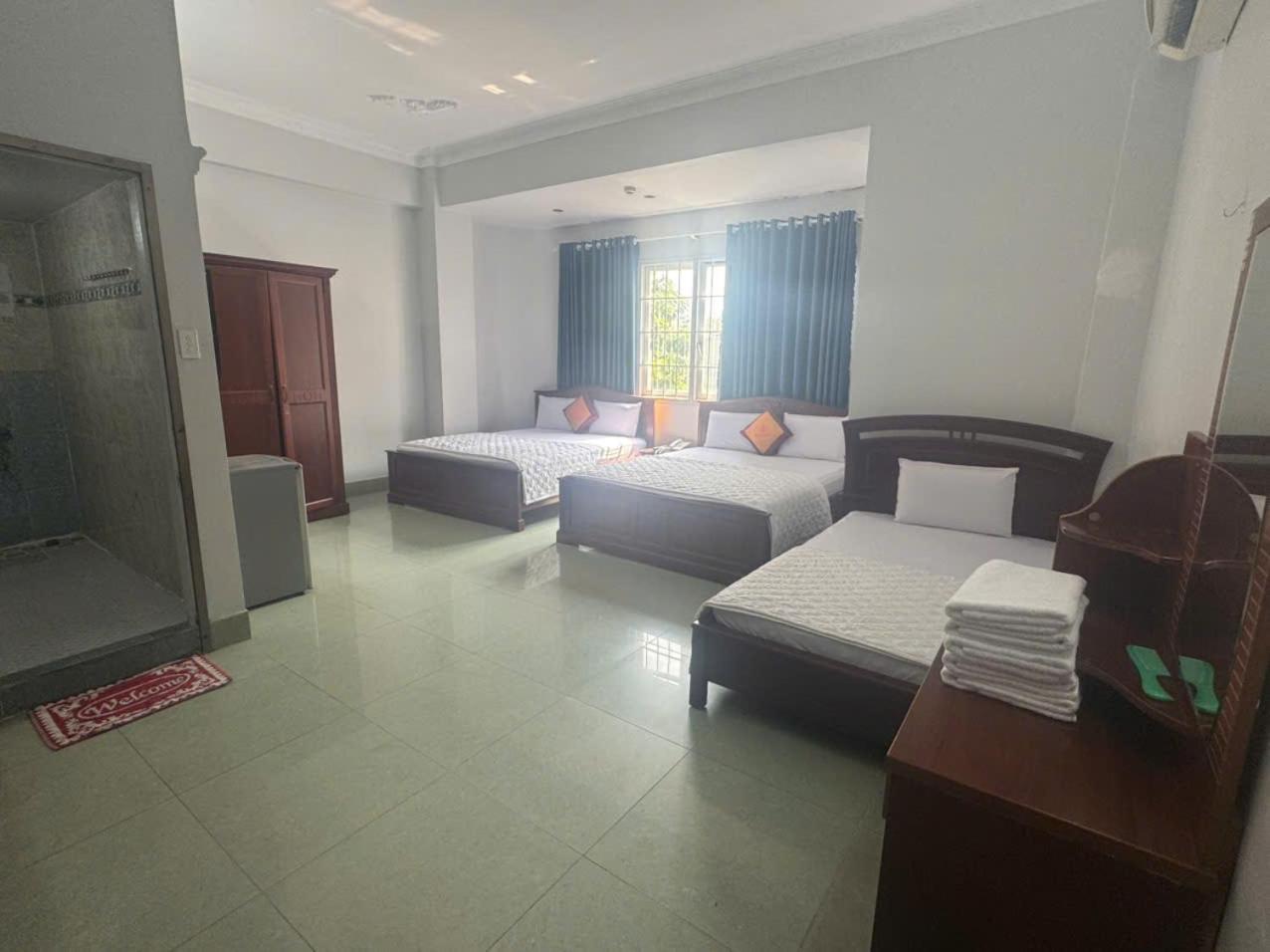 Khach San Thanh Hong Hô Chi Minh-Ville Extérieur photo